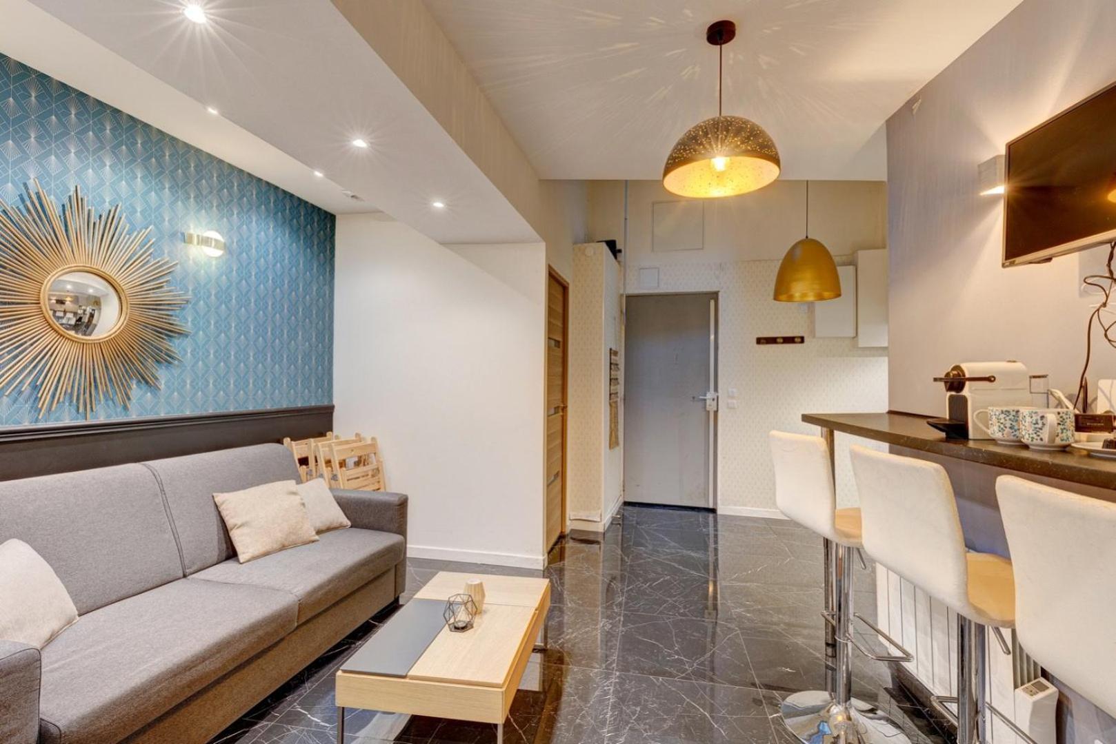 224 Samaritain - Superb In *