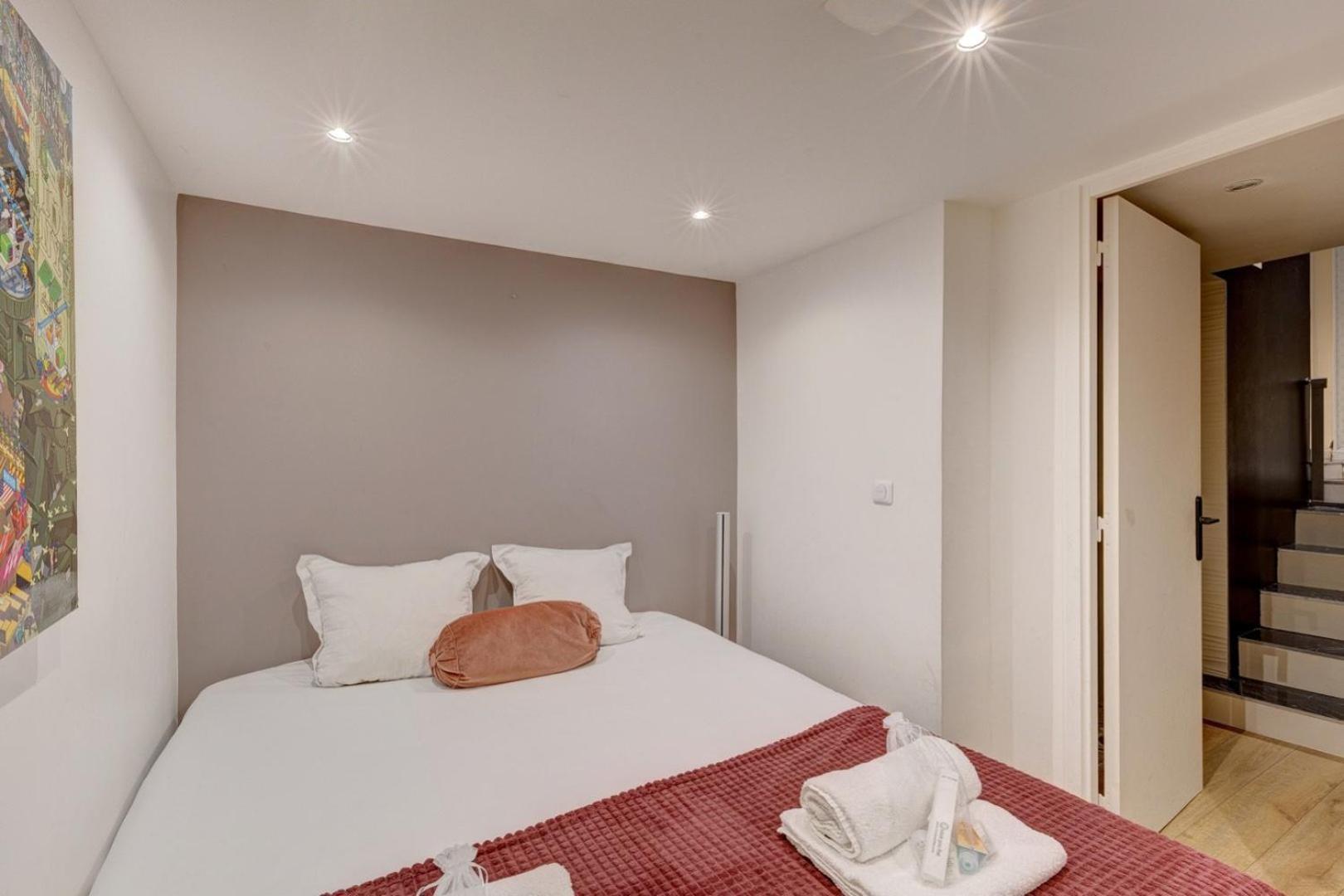 224 Samaritain - Superb In * Paris